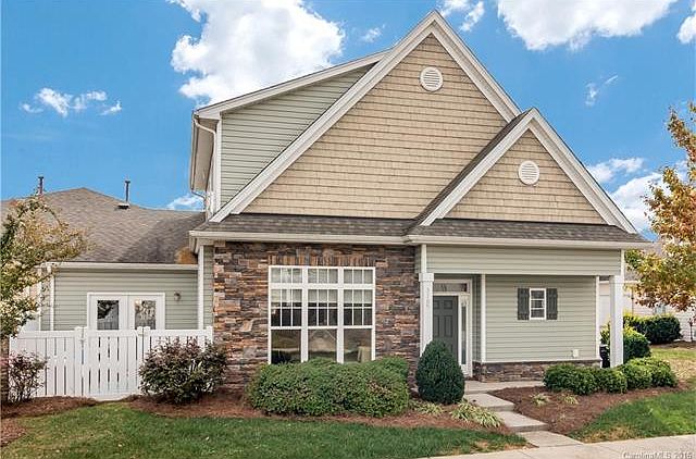 1st image of 3109 Mistletoe Dr #3109