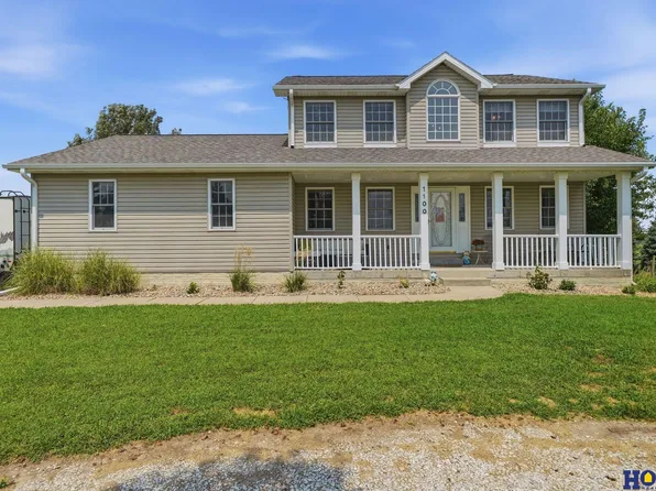 1100 Gailyn Cir, Lincoln, NE 68523