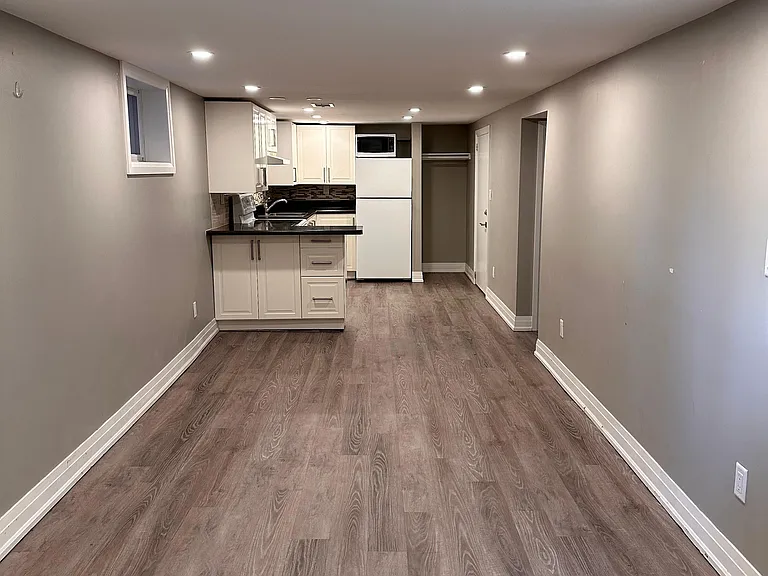 94 Hay Ave #BSMNT — Photo 2