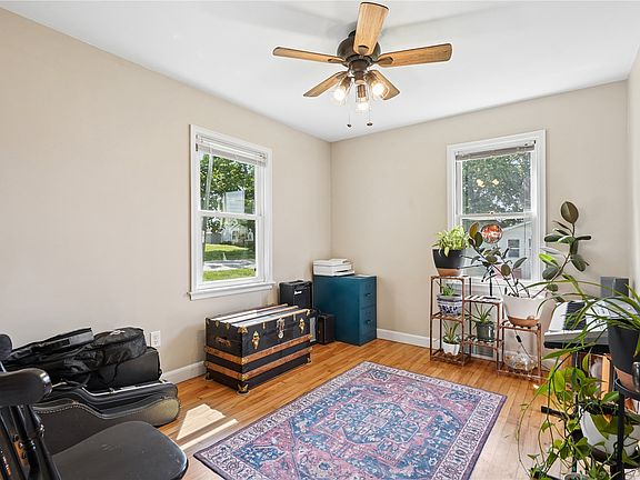 5th image of 112 W Vinton St