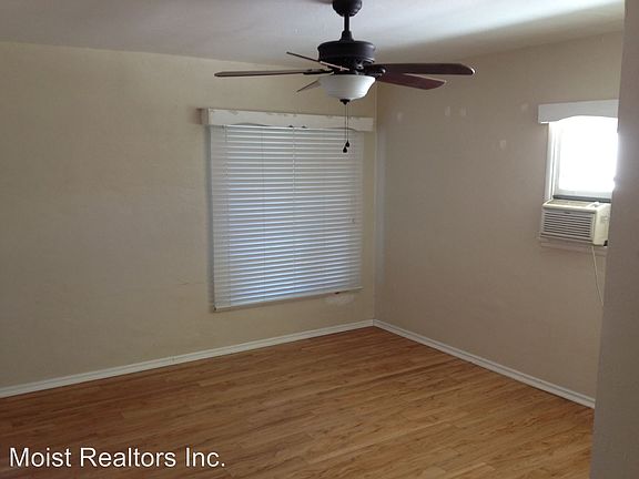 5th image of 35087 Beech Ave
