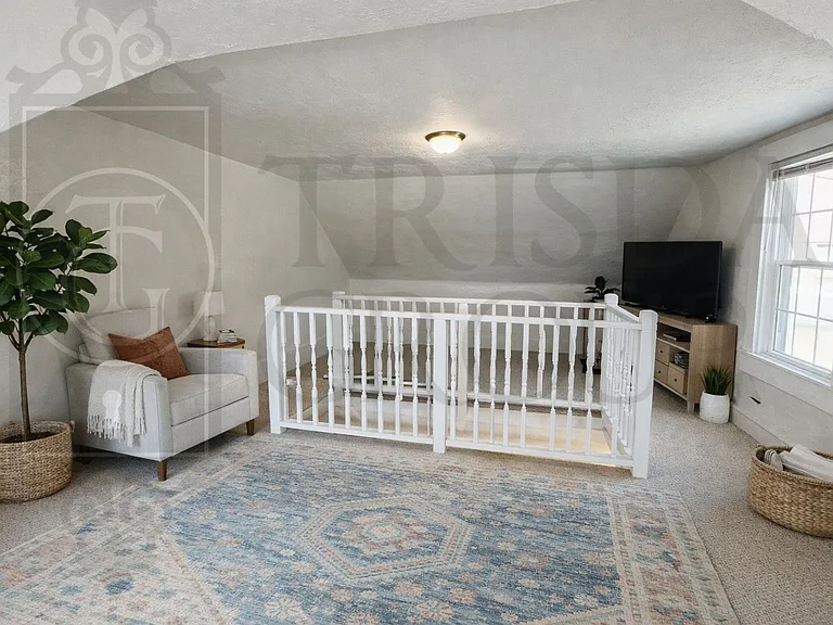 455 Kathleen St — Photo 19
