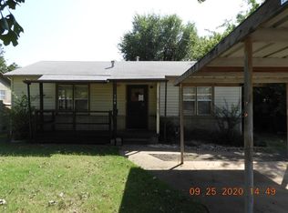 704 W 1st St, Edmond, OK 73003