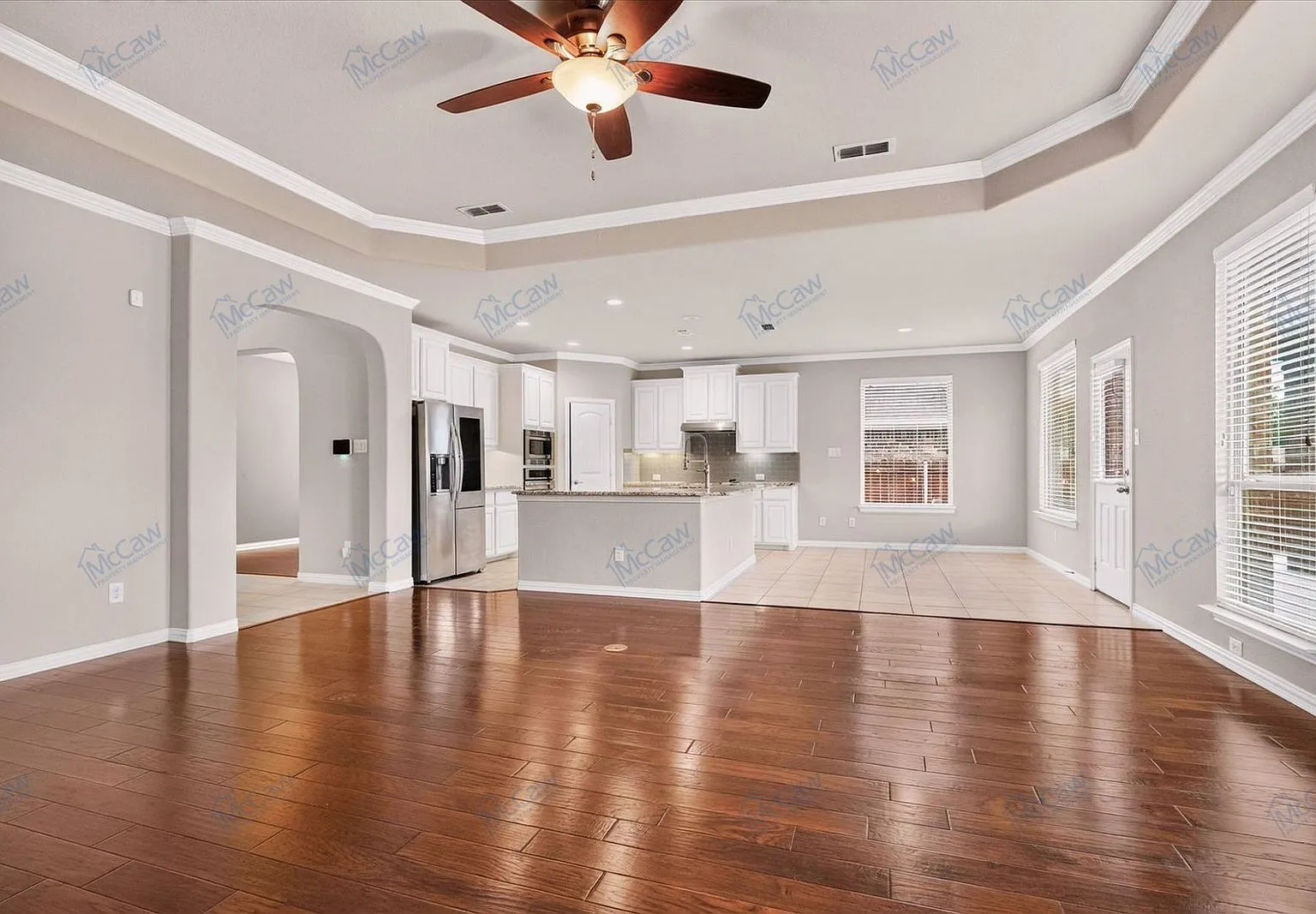 4 bed, 2.5 bath, 2550 sqft, $3,575 — Photo 4