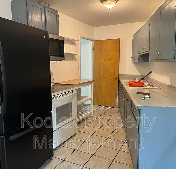 3737 S 3325 W — Photo 13