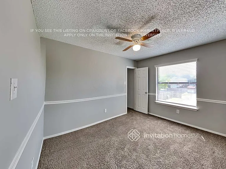 2317 Roanoke Cir — Photo 11