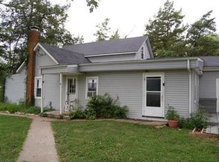 19324 Fairmount Rd, Tonganoxie, KS 66086