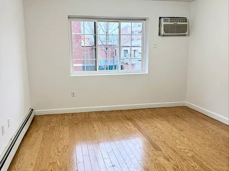 3717 107th St #2 — Photo 3