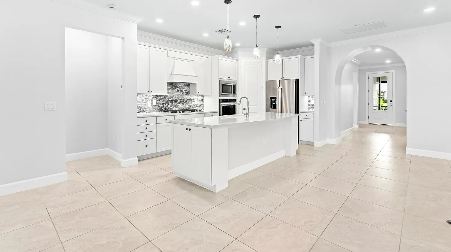 3 bed, 2007 sqft, $2,750 — Photo 1