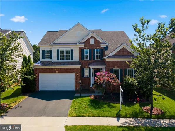 23276 Fallen Hills Dr, Ashburn, VA 20148