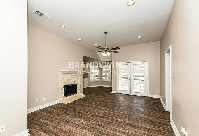 4804 Deal Dr — Photo 6