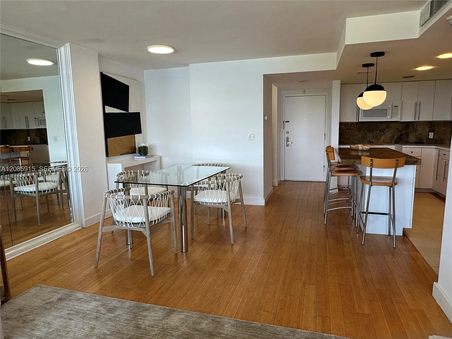 Brickell Biscayne Condo — Photo 3