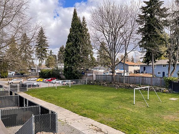 5th image of 3117 S 192nd St #B201