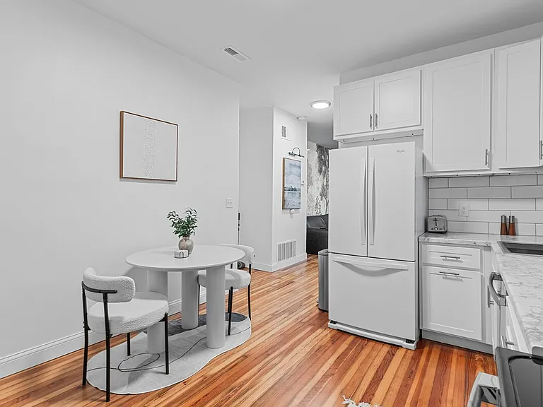 3153 Michigan Ave #B — Photo 16