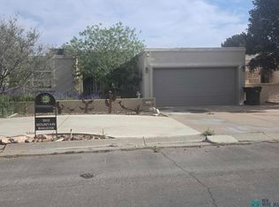 1902 Mountain Shadow Dr, Carlsbad, NM 88220