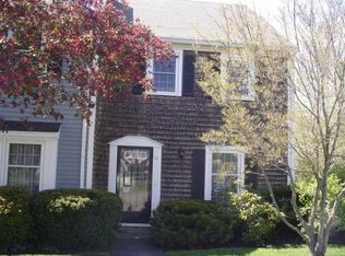 1275 Maplewood Ave, Portsmouth, NH 03801