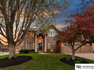 17752 Castelar Cir, Omaha, NE 68130