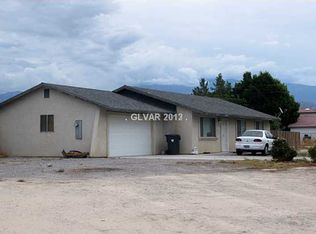 2420 E Falcon St, Pahrump, NV 89048