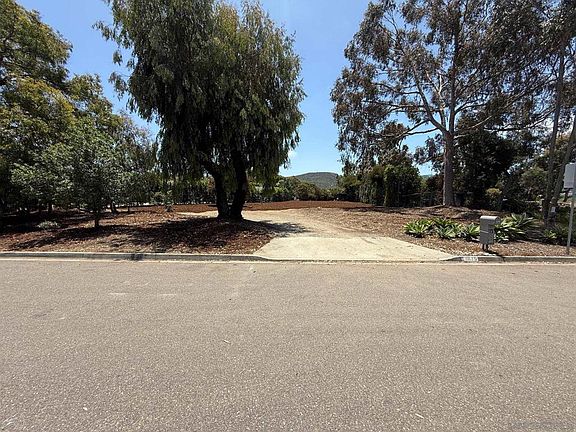 4th image of 0 Woodford Drive