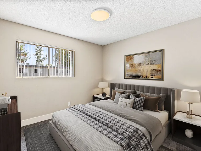 Estancia Apartments — Photo 51