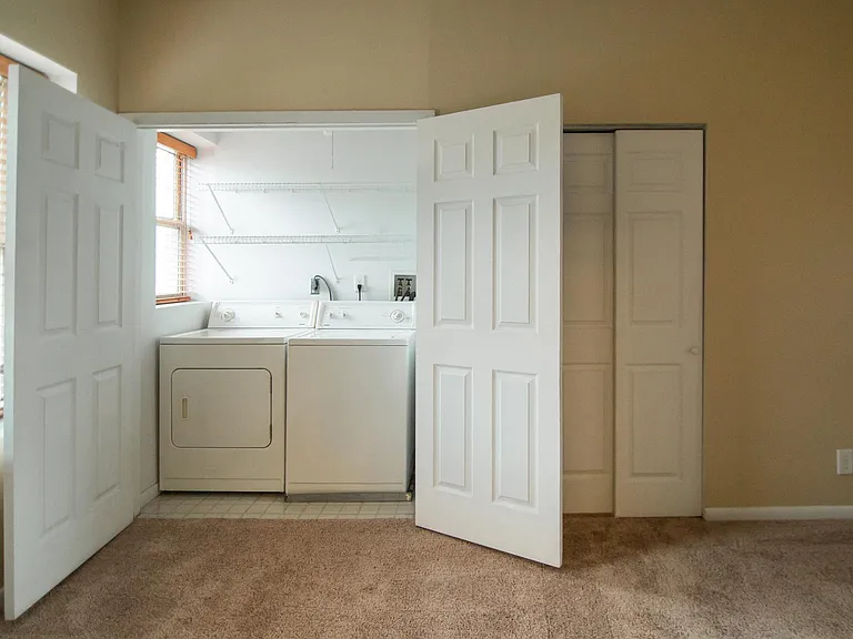 Madison Apartments — Photo 6