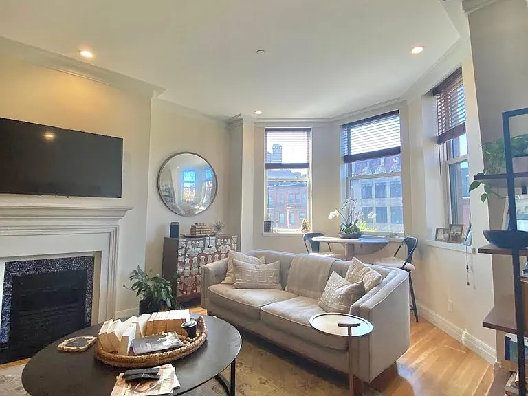 168 Newbury St #31 — Photo 20