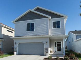 4807 Spencer Ln S, Fargo, ND 58104