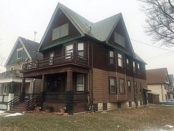5th image of 3402-3404 W Juneau Ave #1201