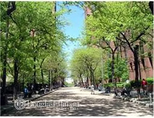 Sold by Douglas Elliman | media 26