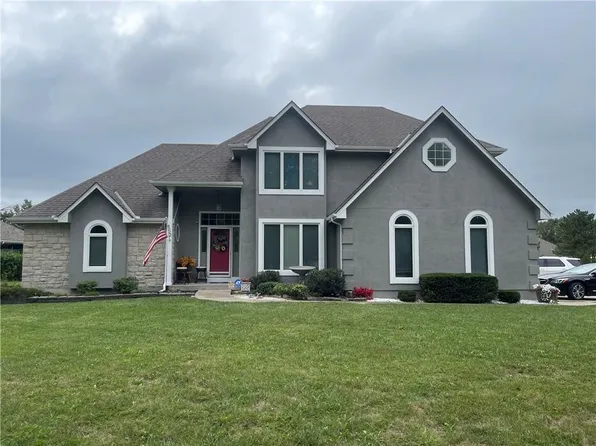 6322 Ridgeway Ave, Kansas City, MO 64133