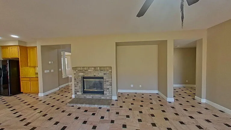 1692 Woodhaven Cir — Photo 68