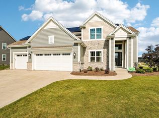 W256N6649 Beaver Creek Ln, Sussex, WI 53089