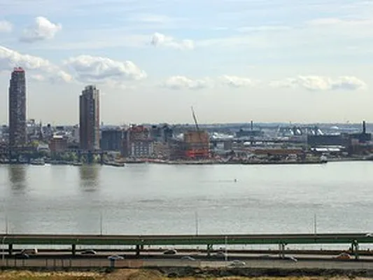 Sold by Corcoran | media 16