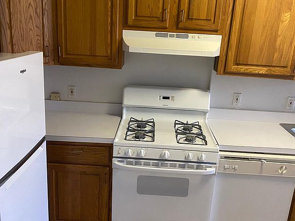 2nd image of 47 Davis Ave #1H