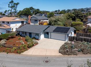 279 N Lake St, Moss Beach, CA 94038