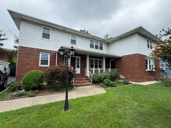 92 Trimble Ave #1
