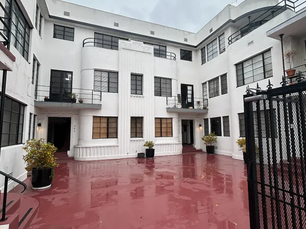 3919 W 8th St #2, Los Angeles, CA 90005