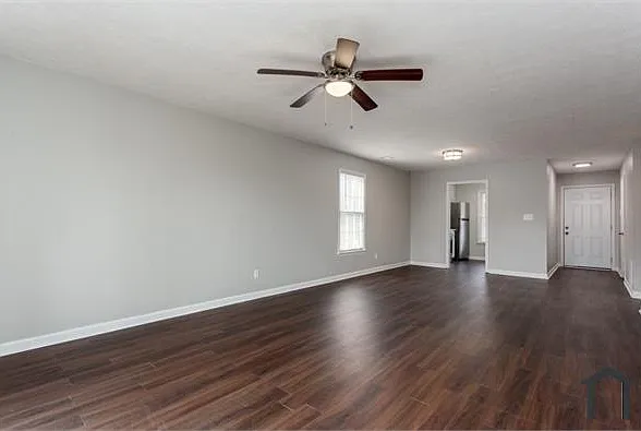 598 Osborne Ct — Photo 1