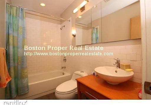 477 Beacon St. #6 Boston - Back Bay Unit Photo 4