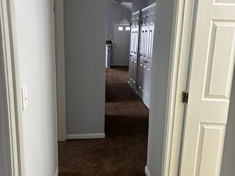 2512 Cedar St — Photo 6