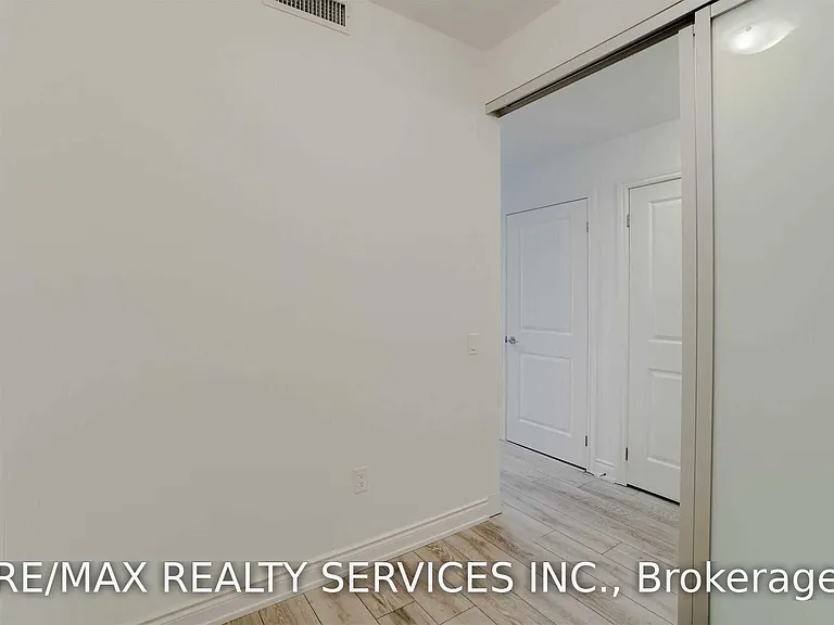 1050 Main St E #219 — Photo 8