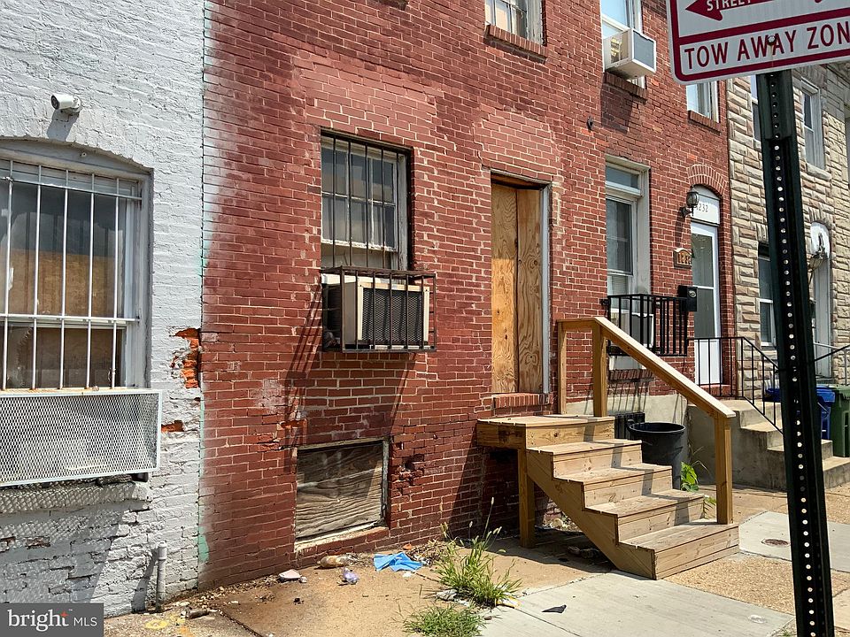 2nd image of 1234 W Pratt St