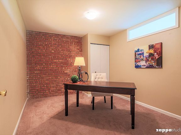 4th image of 5950 Oakwood Dr APT 4J