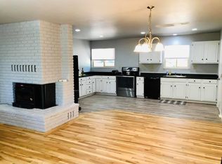 10284 Donner Trail Rd, Truckee, CA 96161