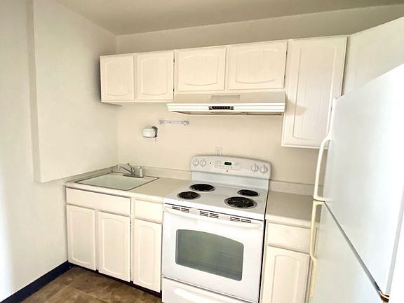 3rd image of 518 Avenue Alhambra #10