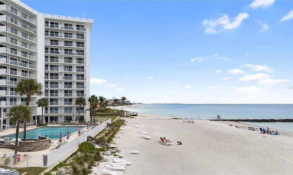 2301 Gulf Of Mexico Dr #102N
