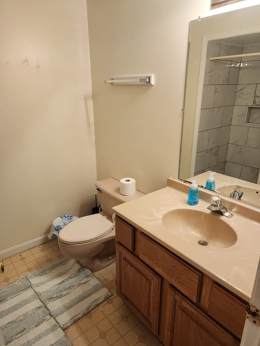 Building Photo - 12615 Pavillion Ct #BASEMENT