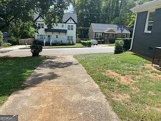 4th image of 1622 Venice Dr