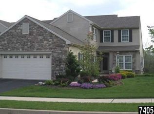 1838 Stone Hill Dr, York, PA 17402