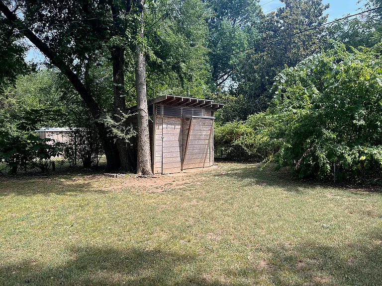 1332 W Boyd St — Photo 39